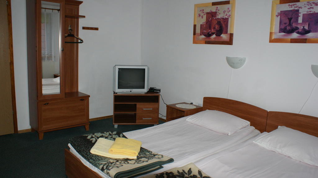 Bed & Breakfast Unikat Białowieża